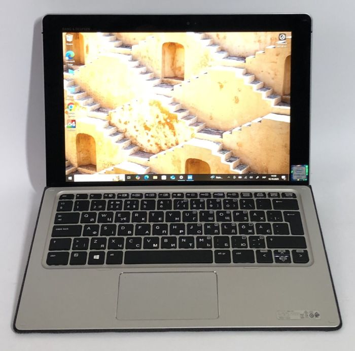 Нетбук-трансформер Б-клас HP Elite x2 1012 G1 / 12.1" (1920x1080) IPS Touch / Intel Core m5-6Y54 (2 (4) ядра по 1.1 - 2.7 GHz) / 8 GB DDR3 / 256 GB SSD / Intel HD Graphics 515 / WebCam / Win 10 Pro б/в - зображення 2