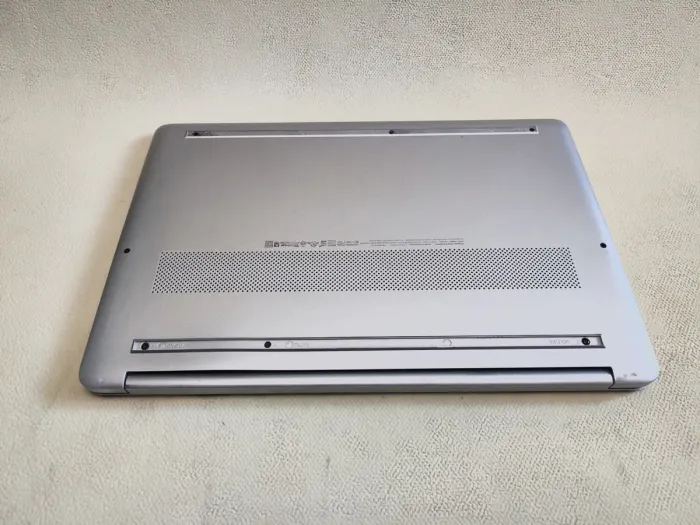 Ноутбук Б-клас HP 15-DY2046MS / 15.6" (1920x1080) TN / Intel Core i3-1215U (6 (8) ядер по 3.3 - 4.4 GHz) / 8 GB DDR4 / 256 GB SSD / Intel UHD Graphics / WebCam б/в - зображення 8