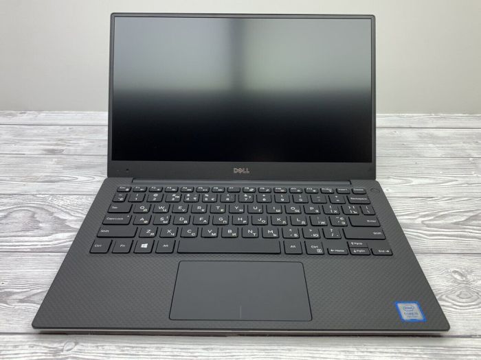 Ультрабук Б-клас Dell XPS 13 9360 / 13.3" (1920x1080) IPS / Intel Core i5-7200U (2 (4) ядра по 2.5 - 3.1 GHz) / 8 GB DDR3 / 240 GB SSD / Intel HD Graphics 620 / WebCam б/в - зображення 2