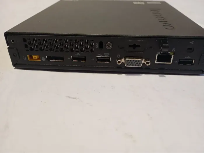 Неттоп Б-клас Lenovo ThinkCentre M73 Tiny USFF / Intel Pentium G3240T (2 ядра по 2.7 GHz) / 8 GB DDR3 / 128 GB SSD / Intel HD Graphics б/в - зображення 3