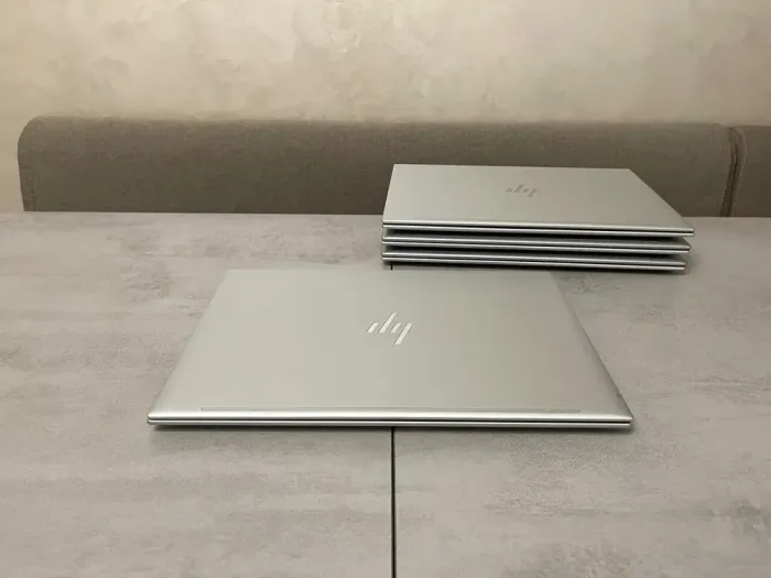 Ультрабук HP EliteBook 860 G10 / 16" (1920x1200) IPS / Intel Core i7-1365U (10 (12) ядер по 1.8 - 5.2 GHz) / 16 GB DDR5 / 512 GB SSD M.2 / Intel Iris Xe Graphics / WebCam / HDMI б/в - зображення 7