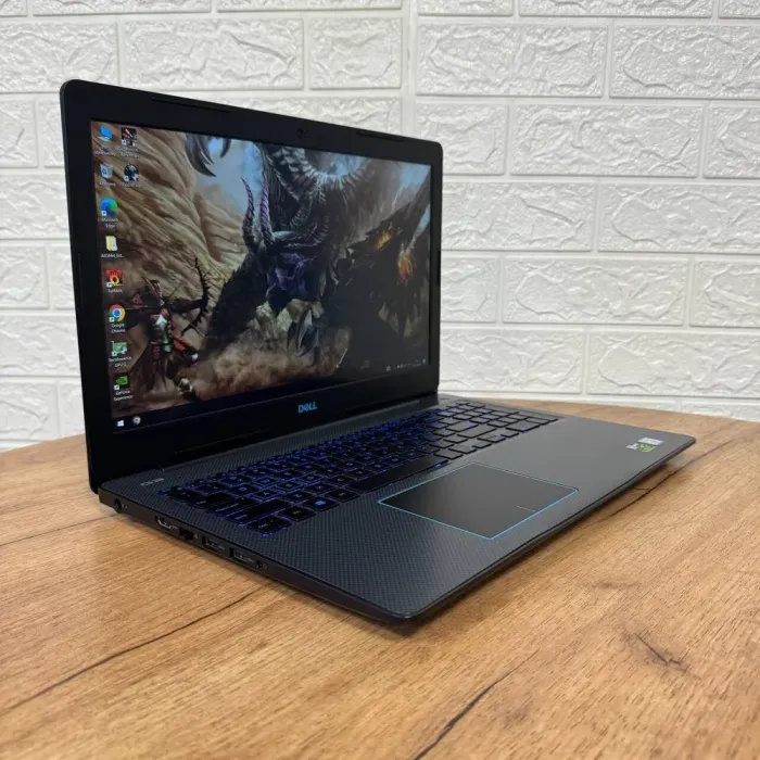 Ігровий ноутбук Dell G3 3579 / 15.6" (1920x1080) IPS / Intel Core i5-8300H (4 (8) ядра по 2.3 - 4.0 GHz) / 8 GB DDR4 / 128 GB SSD M.2 + 1000 GB HDD / nVidia GeForce GTX 1050, 4 GB GDDR5, 128-bit / WebCam б/в - зображення 4