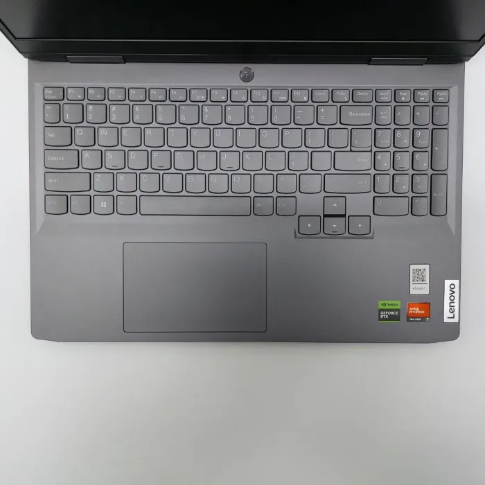 Ігровий ноутбук Lenovo LOQ / 15.6" (1920x1080) IPS / AMD Ryzen 7 7840HS (8 (16) ядер по 3.8 - 5.1 GHz) / 16 GB DDR5 / 512 GB SSD / nVidia GeForce RTX 4050, 6 GB GDDR6, 96-bit / WebCam б/в - зображення 3