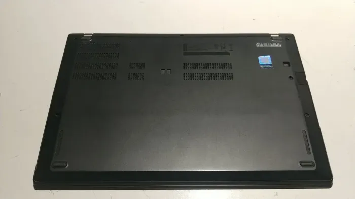 Ультрабук Б-клас Lenovo ThinkPad T480s / 14" (2560x1440) IPS / Intel Core i7-8650U (4 (8) ядра по 1.9 - 4.2 GHz) / 16 GB DDR4 / 240 GB SSD / Intel UHD Graphics 620 / WebCam б/в - зображення 22