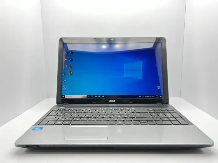 Ноутбук Б-клас Acer Aspire ES1-531 / 15.6" (1366x768) TN / Intel Pentium B960 (2 ядра по 2.2 GHz) / 4 GB DDR3 / 128 GB SSD + 320 GB HDD / Intel HD Graphics / WebCam б/в - зображення 2