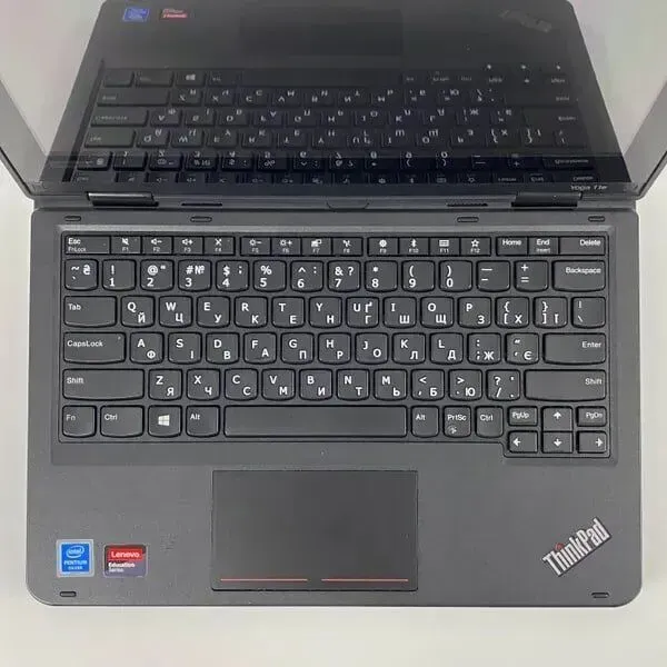 Нетбук-трансформер Lenovo ThinkPad Yoga 11e / 11.6" (1366x768) TN Touch / Intel Pentium Silver N5000 (4 ядра по 1.1 - 2.7 GHz) / 8 GB DDR4 / 128 GB SSD / Intel UHD Graphics 605 / WebCam / HDMI б/в - зображення 3
