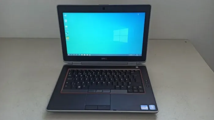 Ноутбук Dell Latitude E6420 / 14" (1366x768) TN / Intel Core i5-2520M (2 (4) ядра по 2.5 - 3.2 GHz) / 8 GB DDR3 / 240 GB SSD / Intel HD Graphics 3000 / WebCam / VGA б/в - зображення 2