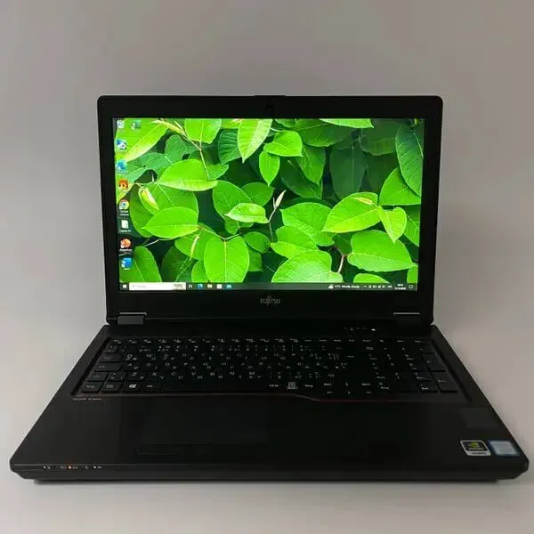 Мобільна робоча станція Fujitsu Celsius H780 / 15.6" (1920x1080) IPS / Intel Core i7-8750H (6 (12) ядер по 2.2 - 4.1 GHz) / 32 GB DDR4 / 512 GB SSD / nVidia Quadro P600, 4 GB GDDR5, 128-bit / WebCam / Fingerprint б/в - зображення 2