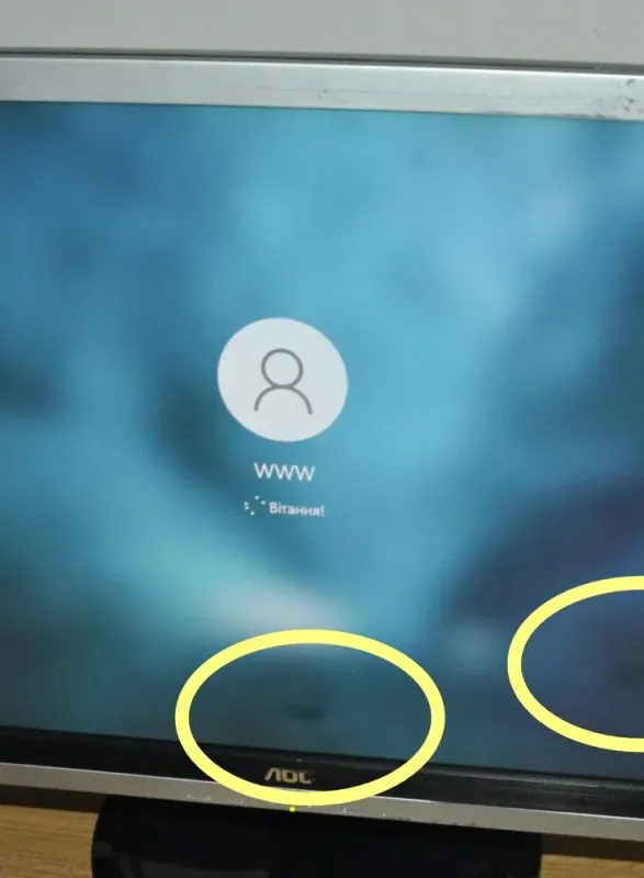 Монітор Б-клас AOC 2219P2 / 22" (1680x1050) TN / VGA, DVI / Вбудовані колонки 2x 1W / VESA 100x100 + Кабелі (VGA або DVI на вибір) та кабель живлення б/в - зображення 3