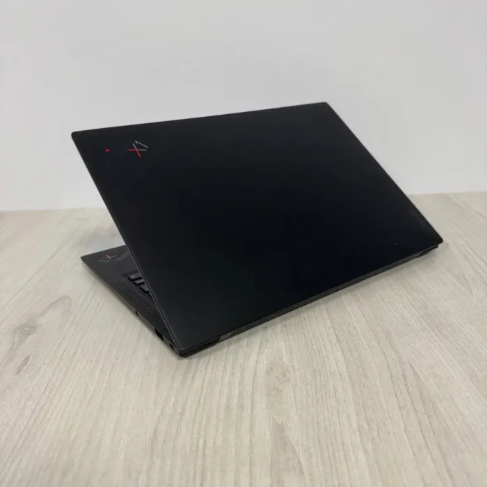Ультрабук Б-клас Lenovo ThinkPad X1 Carbon Gen 9 / 14" (1920x1200) IPS / Intel Core i7-1165G7 (4 (8) ядра по 2.8 - 4.7 GHz) / 16 GB DDR4 / 512 GB SSD NVMe / Intel Iris Xe Graphics / WebCam б/в - зображення 6
