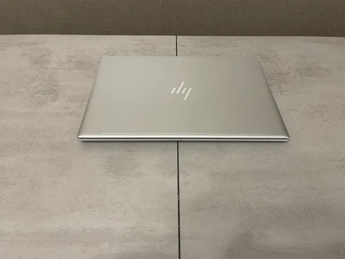 Ультрабук HP EliteBook 860 G10 / 16" (1920x1200) IPS / Intel Core i7-1365U (10 (12) ядер по 1.8 - 5.2 GHz) / 32 GB DDR5 / 512 GB SSD M.2 / Intel Iris Xe Graphics / WebCam б/в - зображення 8