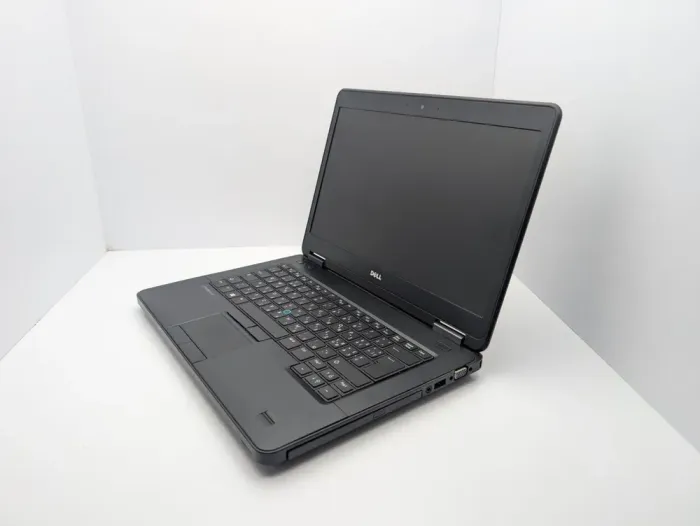 Ноутбук Dell Latitude E5440 / 14" (1366x768) TN / Intel Core i5-4300U (2 (4) ядра по 1.9 - 2.9 GHz) / 8 GB DDR3 / 180 GB SSD / Intel HD Graphics 4400 / WebCam б/в - зображення 4