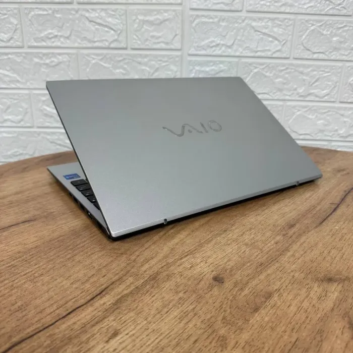 Ультрабук Б-клас Sony Vaio VWNC71429-SL / 14" (1920x1080) IPS / Intel Core i7-1255U (10 (12) ядер по 1.7 -4.7 GHz) / 16 GB DDR4 / 1000 GB SSD NVMe / Intel Iris Xe Graphics / WebCam б/в - зображення 6