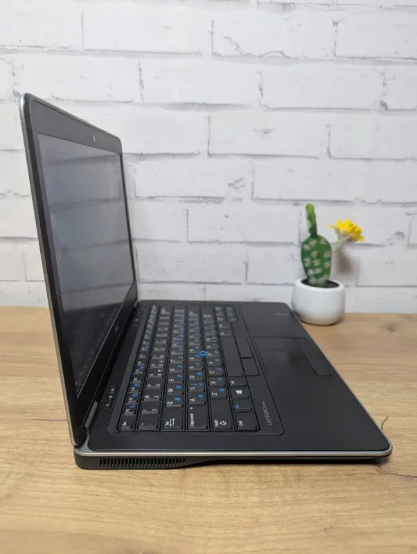 Ноутбук Б-клас Dell Latitude E7440 / 14" (1366x768) TN / Intel Core i5-4300U (2 (4) ядра по 1.9 - 2.9 GHz) / 8 GB DDR3 / 128 GB SSD / Intel HD Graphics 4400 / WebCam б/в - зображення 8
