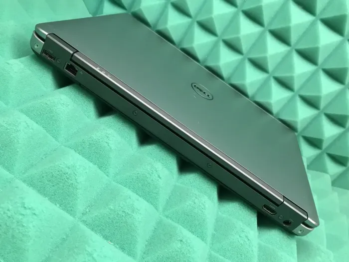 Ноутбук Dell Latitude E6440 / 14" (1920x1080) IPS / Intel Core i5-4310M (2 (4) ядра по 2.7 - 3.4 GHz) / 8 GB DDR3 / 256 GB SSD / Intel HD Graphics 4600 / WebCam / Windows 10 б/в - зображення 9