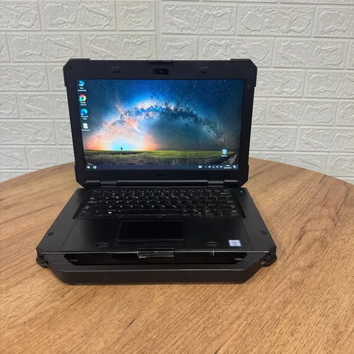 Захищений ноутбук Б-клас Dell Latitude 5420 Rugged / 14" (1920x1080) IPS Touch / Intel Core i5-8350U (4 (8) ядра по 1.7 - 3.6 GHz) / 16 GB DDR4 / 256 GB SSD / Intel UHD Graphics 620 / WebCam б/в - зображення 2