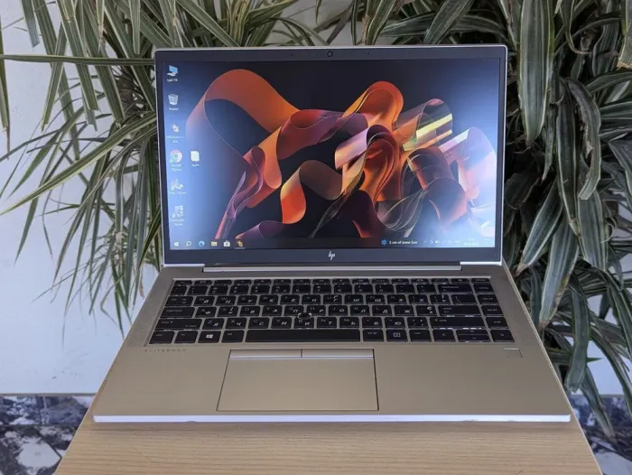 Ультрабук Б-клас HP EliteBook MT46 Mobile Thin Client / 14" (1920x1080) IPS / AMD Ryzen 3 Pro 4450U (4 (8) ядра по 2.5 - 3.7 GHz) / 16 GB DDR4 / 256 GB SSD / AMD Radeon Graphics / WebCam б/в - зображення 2