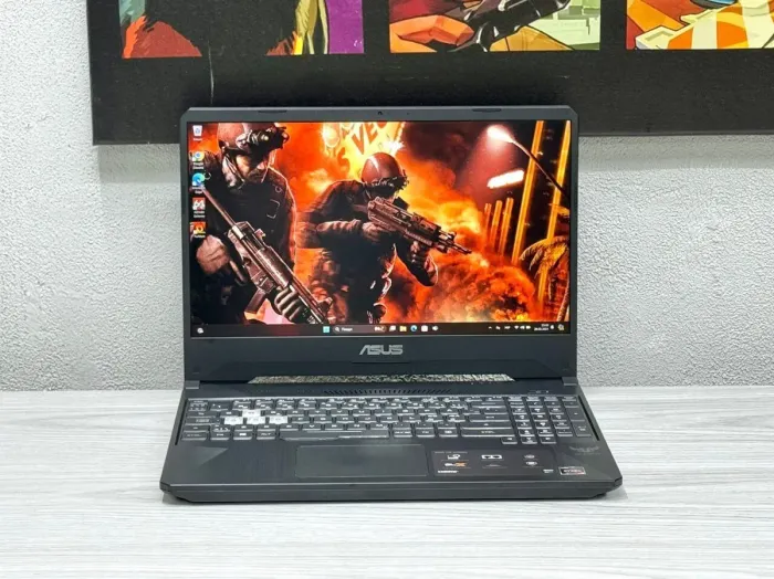 Ігровий ноутбук Asus TUF FX505D / 15.6" (1920x1080) IPS / AMD Ryzen 5 3550H (4 (8) ядра по 2.1 - 3.7 GHz) / 16 GB DDR4 / 512 GB SSD M.2 / nVidia GeForce GTX 1650, 4 GB GDDR5, 128-bit / WebCam / Win 11 Home б/в - зображення 2