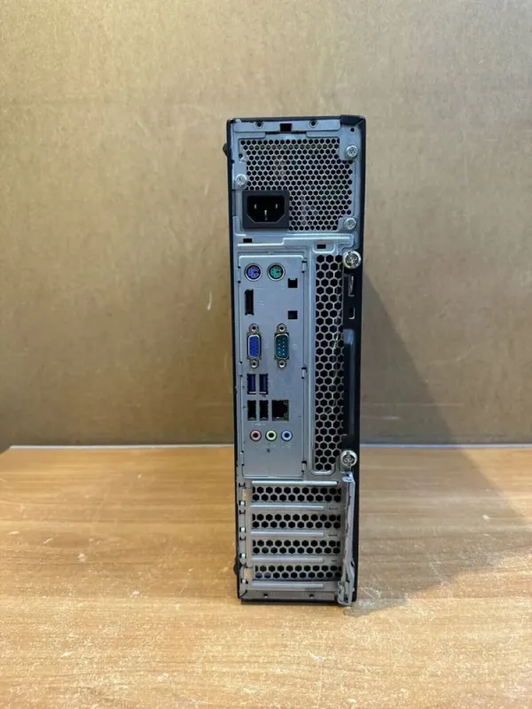 Комп'ютер Lenovo ThinkCentre M700 SFF / Intel Core i5-6500 (4 ядра по 3.2 - 3.6 GHz) / 8 GB DDR4 / no HDD / Intel HD Graphics 530 / DVD-RW / DisplayPort б/в - зображення 3