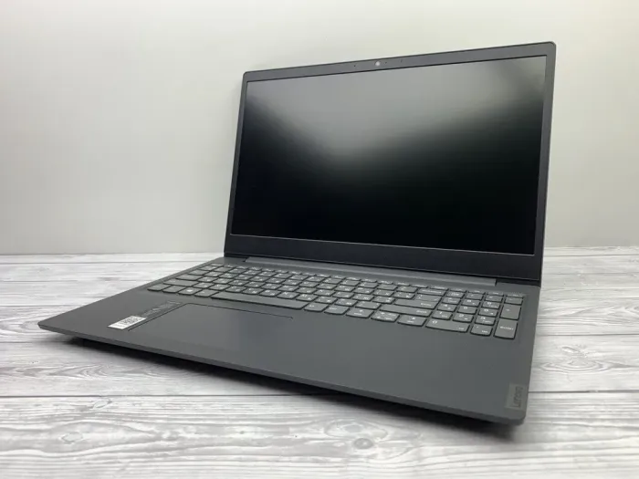 Ноутбук Б-клас Lenovo IdeaPad S145-15IKB / 15.6" (1920x1080) TN / Intel Core i3-8130U (2 (4) ядра по 2.2 -3.4 GHz) / 8 GB DDR4 / 240 GB SSD / Intel UHD Graphics 620 / WebCam б/в - зображення 3
