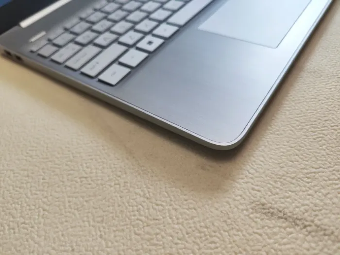 Ноутбук Б-клас HP 15-DY2046MS / 15.6" (1920x1080) TN / Intel Core i3-1215U (6 (8) ядер по 3.3 - 4.4 GHz) / 8 GB DDR4 / 256 GB SSD / Intel UHD Graphics / WebCam б/в - зображення 5