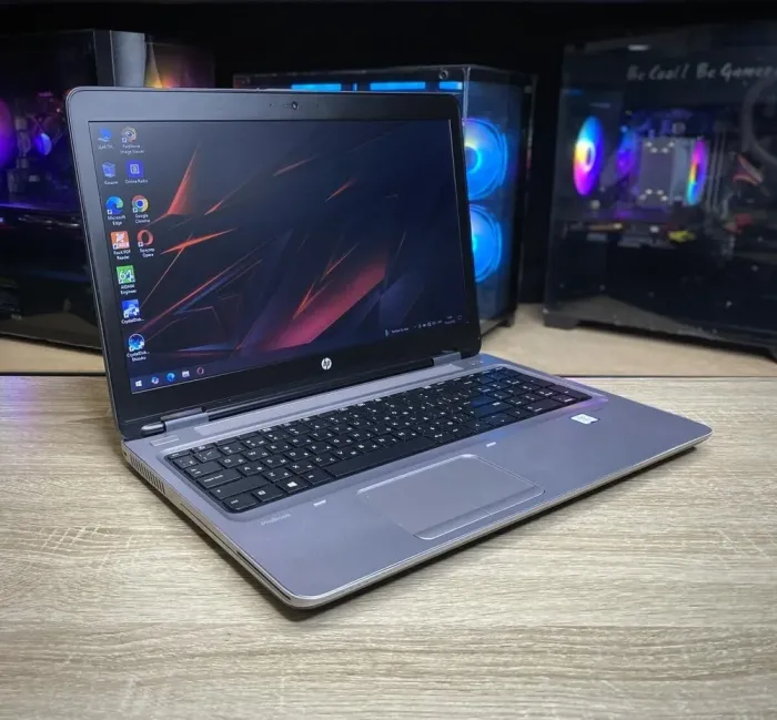 Ноутбук HP ProBook 650 G3 / 15.6" (1366x768) TN / Intel Core i5-7300U (2 (4) ядра по 2.6 - 3.5 GHz) / 8 GB DDR4 / 250 GB SSD / Intel HD Graphics 620 / WebCam б/в - зображення 3