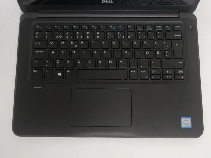 Ультрабук Dell Latitude 3380 / 13.3" (1366x768) TN Touch / Intel Core i5-7200U (2 (4) ядра по 2.5 - 3.1 GHz) / 8 GB DDR4 / 128 GB SSD / Intel HD Graphics 620 / WebCam б/в - зображення 3