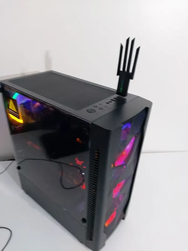 Ігровий ПК 1stPlayer D4-4R1-WH Tower / Intel Core i7-7700 (4 (8) ядра по 3.6 - 4.2 GHz) / 32 GB DDR4 / 512 GB SSD M.2 + 1000 GB SSD / AMD Radeon RX 5700 XT, 8 GB GDDR6, 256-bit / 600W б/в - зображення 3