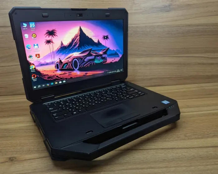 Захищений ноутбук Dell Latitude 14 Rugged 5414 / 14" (1920x1080) IPS / Intel Core i5-6300U (2 (4) ядра по 2.4 - 3.0 GHz) / 16 GB DDR4 / 512 GB SSD / Intel HD Graphics 520 / WebCam / HDMI / Windows 10 б/в - зображення 4