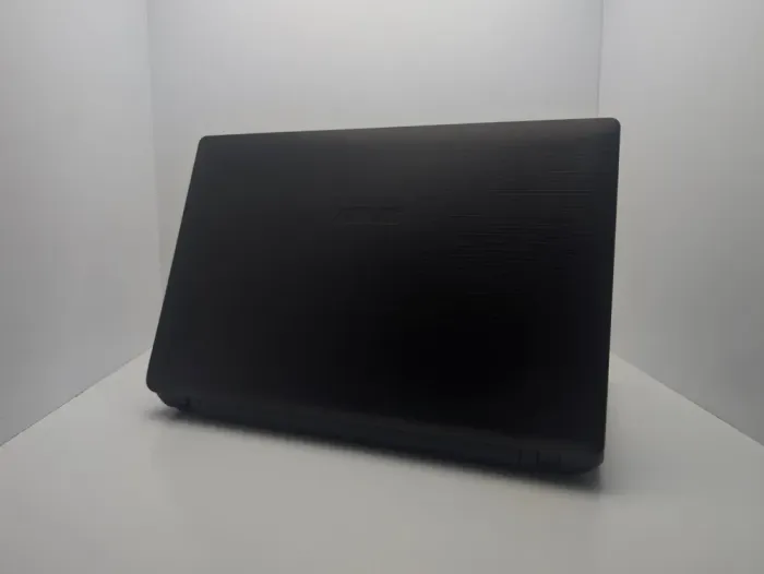 Ігровий ноутбук Asus K53SV / 15.6" (1366x768) TN / Intel Core i5-2410M (2 (4) ядра по 2.3 - 2.9 GHz) / 8 GB DDR3 / 120 GB SSD / nVidia GeForce GT 540M, 2 GB DDR3, 128-bit / WebCam б/в - зображення 7