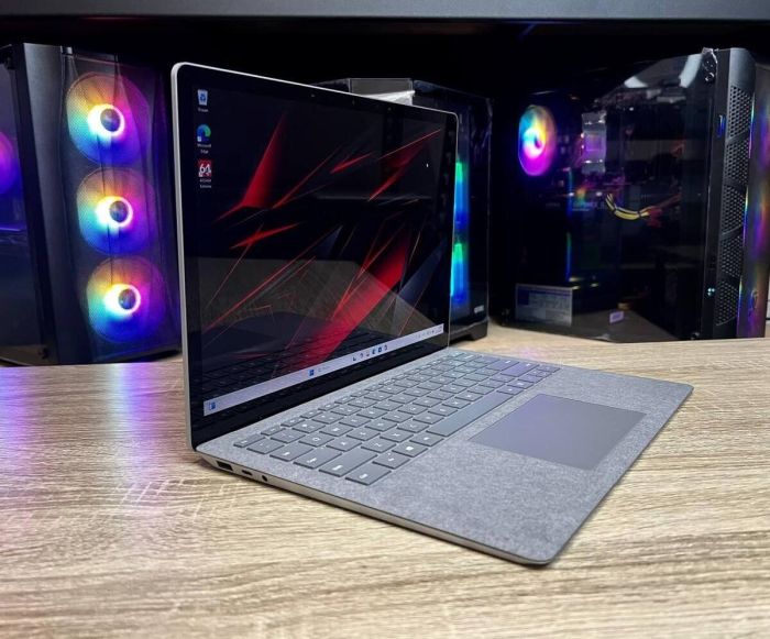 Ультрабук Microsoft Surface Laptop 3 / 13.5" (2256x1504) IPS Touch / Intel Core i7-1065G7 (4 (8) ядра по 1.3 - 3.9 GHz) / 16 GB DDR4 / 256 GB SSD / Intel Iris Plus Graphics / WebCam б/в - зображення 4