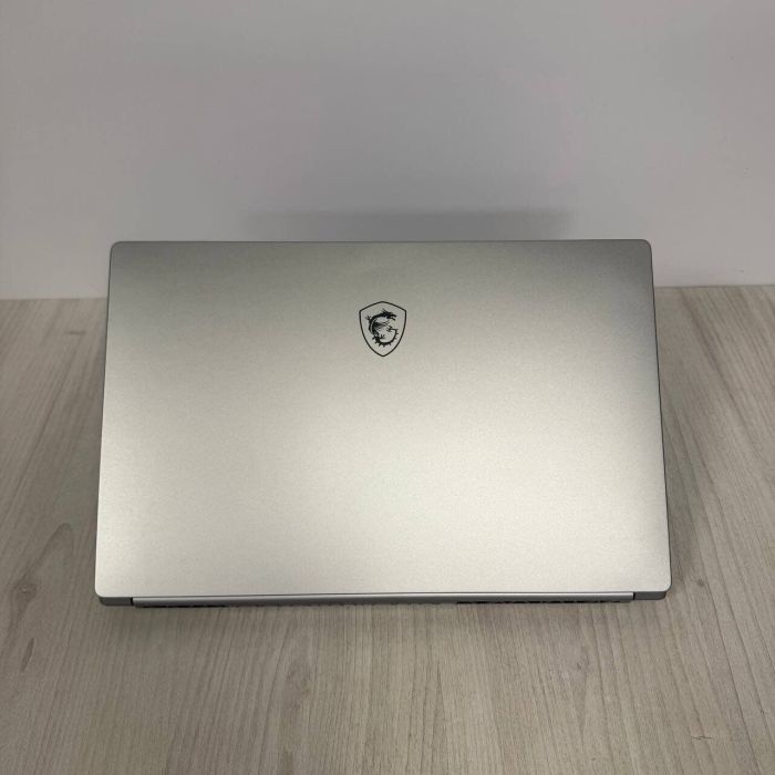 Мобільна робоча станція Б-класу MSI WS75 10TK / 17.3" (1920x1080) IPS / Intel Core i7-10875H (8 (16) ядер по 2,3 - 5,1 ГГц) / 32 ГБ DDR4 / 1000 ГБ SSD NVMe / nVidia Quadro RTX 3000, 6 ГБ GDDR6, 192-біт / WebCam б/в - зображення 3