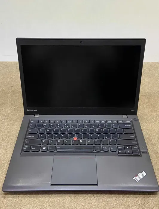 Ноутбук Lenovo ThinkPad T440s / 14" (1600x900) TN / Intel Core i7-4600U (2 (4) ядра по 2.1 - 3.3 GHz) / 12 GB DDR3 / 480 GB SSD / Intel HD Graphics 4400 / WebCam / VGA б/в - зображення 3