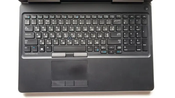 Мобільна робоча станція Dell Precision 7510 / 15.6" (3840x2160) IPS / Intel Core i7-6820HQ (4 (8) ядра по 2.7 - 3.6 GHz) / 32 GB DDR4 / 512 GB SSD + 500 GB HDD / AMD FirePro W5170M, 2 GB GDDR5, 128-bit / WebCam / Win 10 Pro б/в - зображення 10