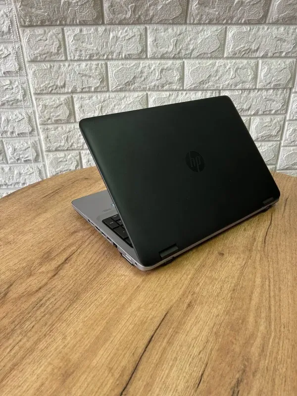 Ноутбук Б-клас HP ProBook 650 G3 / 15.6" (1920x1080) TN / Intel Core i5-7200U (2 (4) ядра по 2.5 - 3.1 GHz) / 8 GB DDR4 / 256 GB SSD / Intel HD Graphics 620 / WebCam б/в - зображення 6