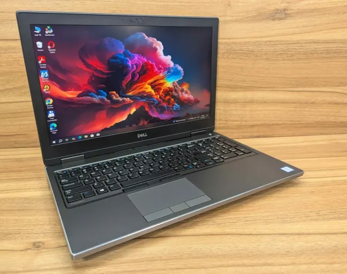 Ноутбук Dell Precision 7540 / 15.6" (1920x1080) IPS / Intel Core i9-9880H (8 (16) ядер по 2.3 - 4.8 GHz) / 16 GB DDR4 / 256 GB SSD / Intel UHD Graphics 630 / WebCam / Windows 10 б/в - зображення 4