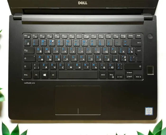 Ноутбук Dell Latitude 3470 / 14" (1366x768) TN / Intel Core i5-6200U (2 (4) ядра по 2.3 - 2.8 GHz) / 8 GB DDR3 / 120 GB SSD / Intel HD Graphics 520 / WebCam / Без АКБ б/в - зображення 3