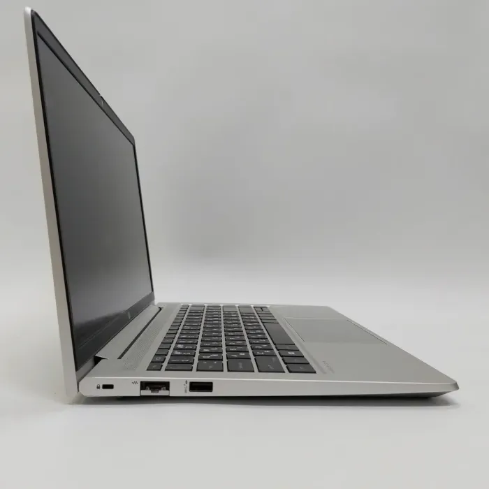 Ультрабук Б-клас HP ProBook 445 G8 / 14" (1920x1080) IPS / AMD Ryzen 5 5600U (6 (12) ядер по 2.3 - 4.2 GHz) / 16 GB DDR4 / 256 GB SSD / Radeon Vega 7 Graphics / WebCam б/в - зображення 3
