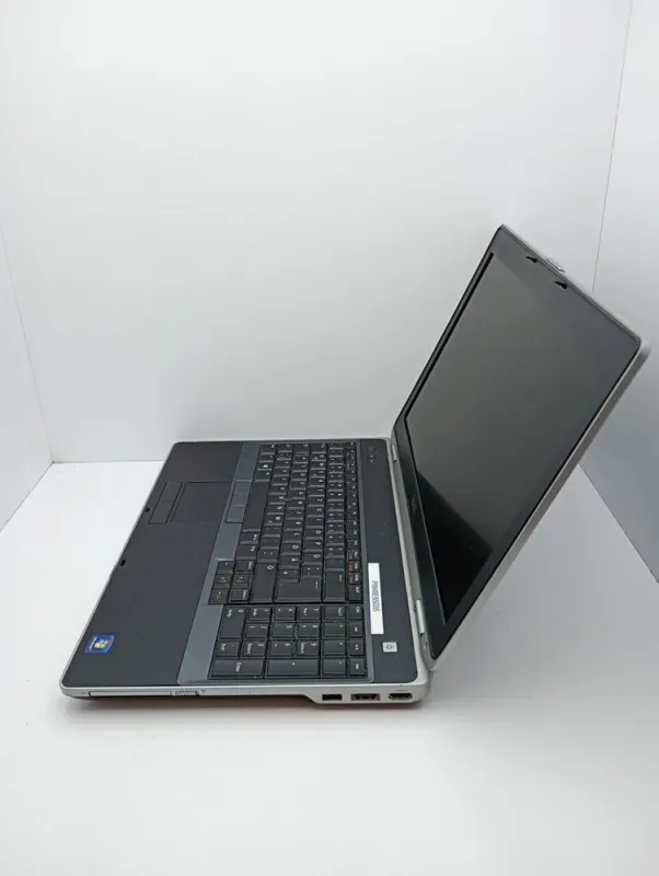 Ноутбук Dell Latitude E6530 / 15.6" (1920x1080) TN / Intel Core i5-3340M (2 (4) ядра по 2.7 - 3.4 GHz) / 8 GB DDR3 / 750 GB HDD / nVidia NVS 5200M, 1 GB DDR3, 64-bit / WebCam б/в - зображення 6