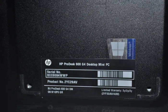 Неттоп HP ProDesk 600 G4 Desktop Mini USFF / Intel Core i3-8100T (4 ядра по 3.1 GHz) / 8 GB DDR4 / 128 GB SSD M.2 / Intel UHD Graphics 630 / Wi-Fi / Bluetooth / Windows 11 Pro б/в - зображення 9