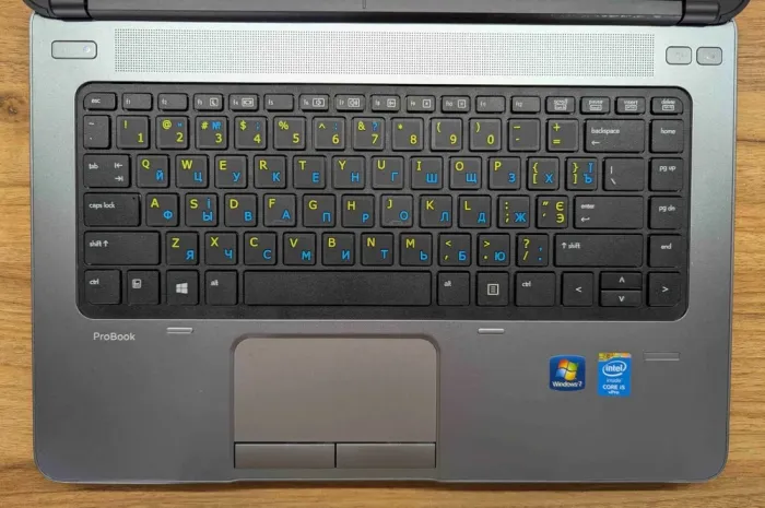 Ноутбук HP ProBook 640 G1 / 14" (1366x768) TN / Intel Core i5-4300M (2 (4) ядра по 2.6 - 3.3 GHz) / 8 GB DDR3 / 240 GB SSD / Intel HD Graphic 4600 / WebCam / Fingerprint / Windows 10 б/в - зображення 3