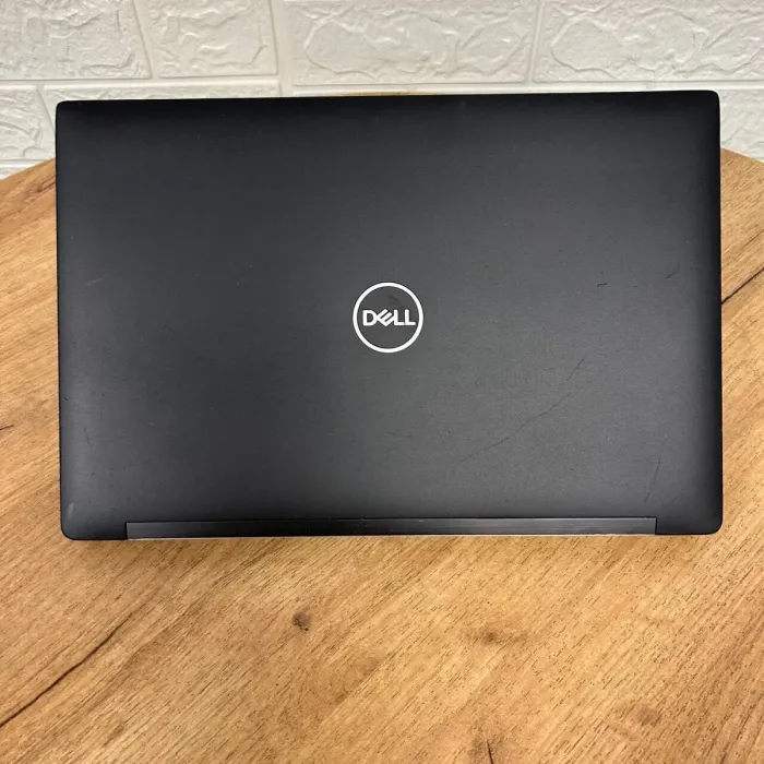 Ультрабук Б-клас Dell Latitude 7490 / 14" (1920x1080) IPS Touch / Intel Core i5-8350U (4 (8) ядра по 1.7 - 3.6 GHz) / 8 GB DDR4 / 240 GB SSD / Intel UHD Graphics 620 / WebCam б/в - зображення 3