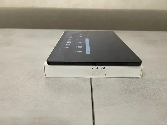 Планшет Samsung Galaxy Tab A9+ (SM-X218U) / 11" (1920x1200) TFT / Qualcomm Snapdragon 695 (8 ядер по 1.8 - 2.2 GHz) / 4 GB RAM / 64 GB Memory / Qualcomm Adreno 61 / 5G - зображення 6