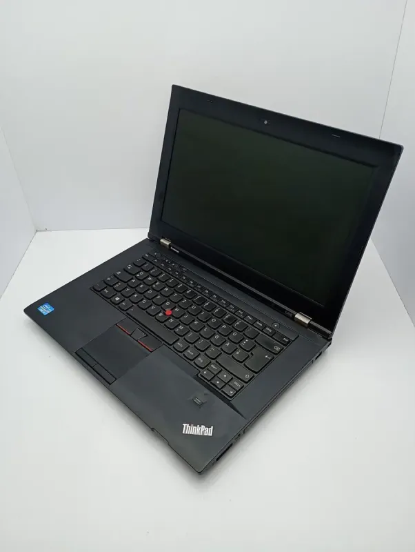 Ноутбук Lenovo ThinkPad L430 / 14'' (1366x768) TN / Intel Core i5-3230M (2 (4) ядра по 2.6 - 3.2 GHz) / 6 GB DDR3 / 320 GB HDD / Intel HD Graphics 4000 / WebCam б/в - зображення 4
