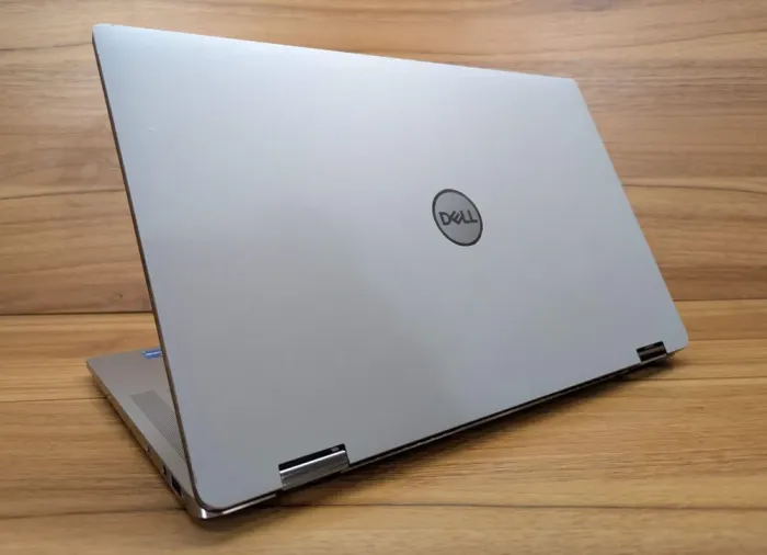 Ультрабук-трансформер Б-клас Dell Latitude 9520 / 15.6" (1920x1080) IPS Touch / Intel Core i5-1145G7 (4 (8) ядра по 2.6 - 4.4 GHz) / 16 GB DDR4 / 256 GB SSD / Intel Iris Xe Graphics / WebCam / Windows 11 б/в - зображення 8