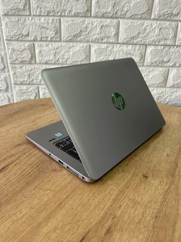 Ультрабук HP EliteBook 1030 G1 / 13.3" (1920x1080) IPS / Intel Core m5-6Y54 (2 (4) ядра по 1.1 - 2.7 GHz) / 8 GB DDR4 / 256 GB SSD M.2 / Intel HD Graphics 515 / WebCam б/в - зображення 6
