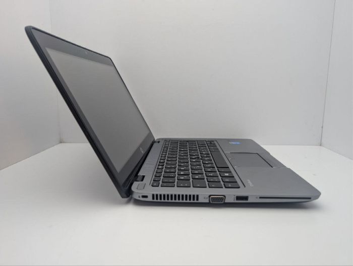 Ноутбук HP ProBook 820 G2 / 15.6" (1920x1080) TN Touch / Intel Core i7-5600U (2 (4) ядра по 2.6 - 3.2 GHz) / 8 GB DDR3 / 240 GB SSD / Intel HD Graphics 5500 / WebCam б/в - изображение 4