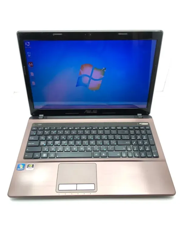 Ноутбук Asus K53S / 15.6" (1366x768) TN / Intel Core i5-2410M (2 (4) ядра по 2.3 - 2.9 GHz) / 6 GB DDR3 / 320 GB HDD / nVidia GeForce 610M, 2 GB GDDR3, 64-bit / WebCam / Посилена АКБ б/в - зображення 2
