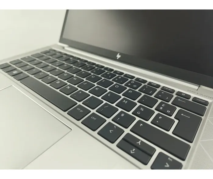 Ультрабук HP EliteBook 830 G7 / 13.3" (1920x1080) IPS / Intel Core i5-10310U (4 (8) ядра по 1.7 - 4.4 GHz) / 16 GB DDR4 / 240 GB SSD / Intel UHD Graphics / WebCam б/в - зображення 3