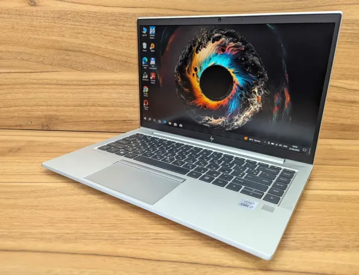 Ультрабук Б-клас HP EliteBook 840 G7 / 14" (1920x1080) IPS / Intel Core i7-10610U (4 (8) ядра по 1.8 - 4.9 GHz) / 16 GB DDR4 / 1000 GB SSD / Intel UHD Graphics / WebCam / Fingeprint / Windows 10 б/в - зображення 5